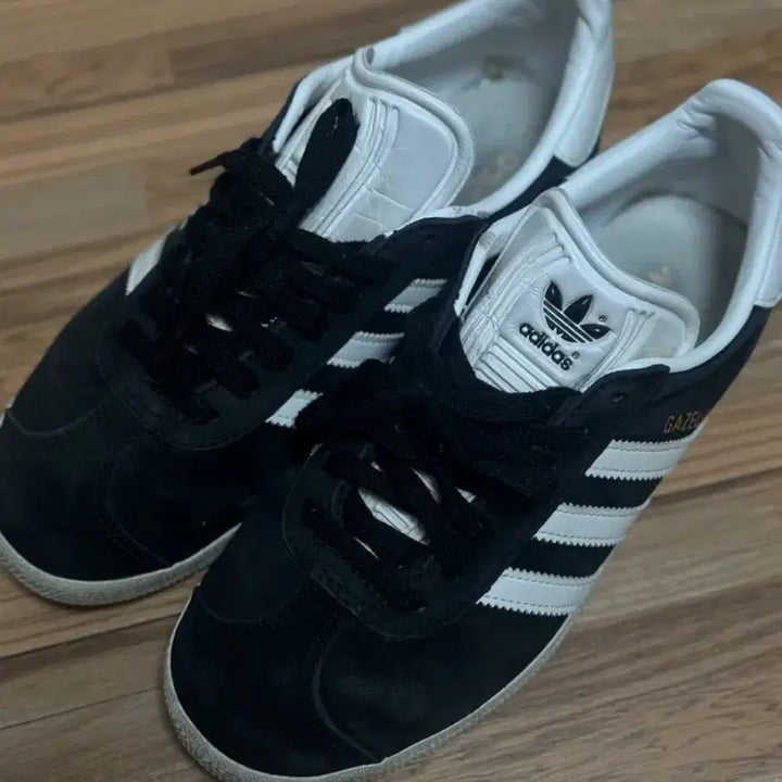 [BUNJANG] Adidas Gazelle Black Suede Sneakers / 아디다스 가젤 블랙 운동화 스웨이드