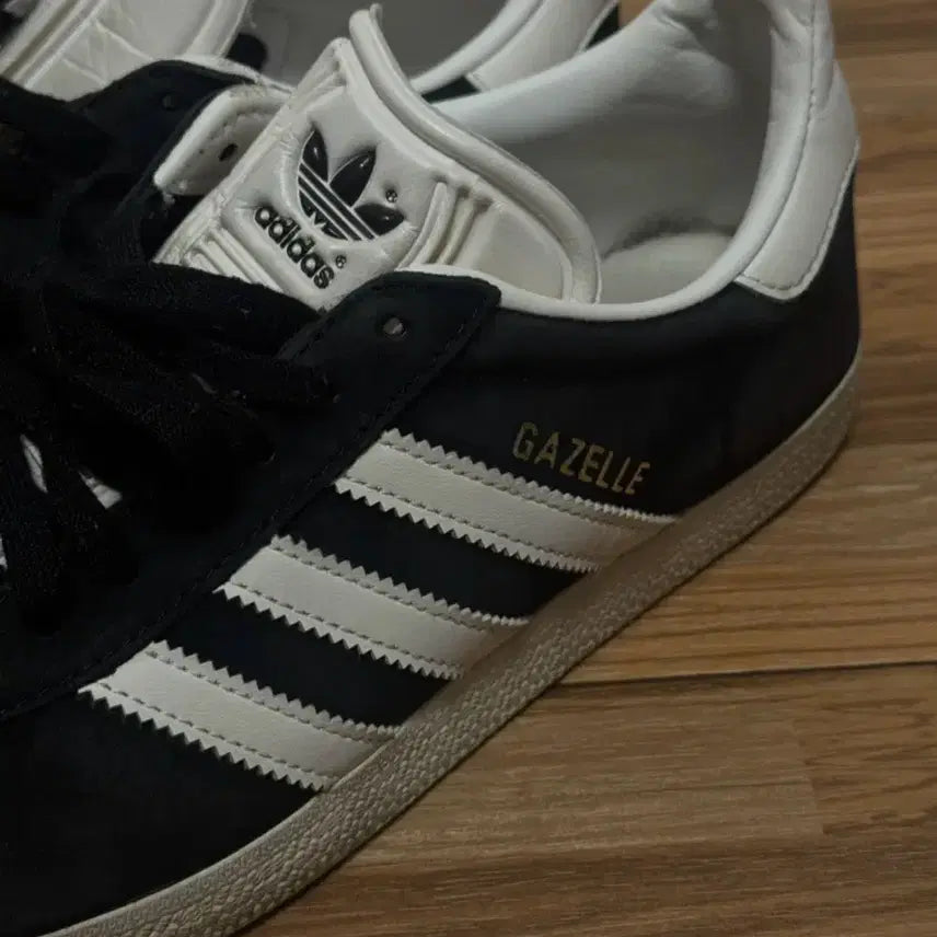 [BUNJANG] Adidas Gazelle Black Suede Sneakers / 아디다스 가젤 블랙 운동화 스웨이드
