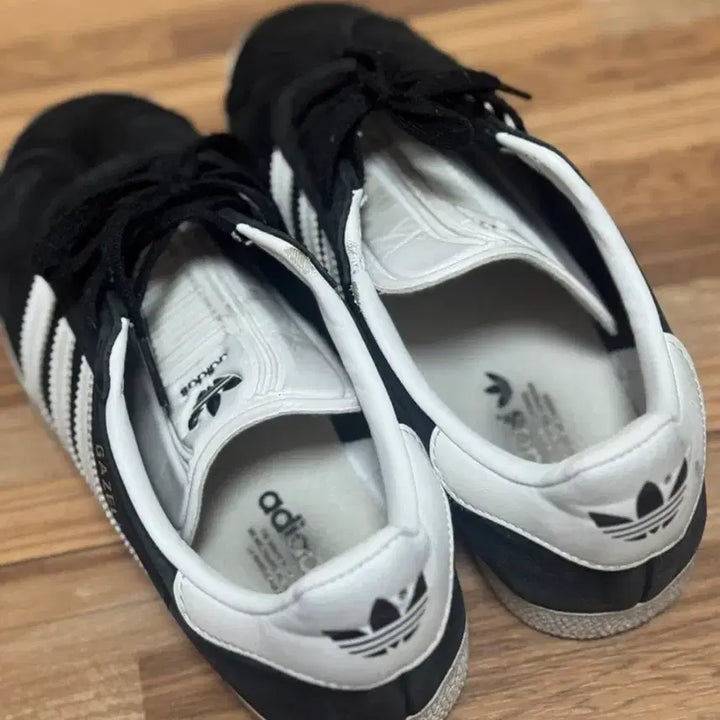 [BUNJANG] Adidas Gazelle Black Suede Sneakers / 아디다스 가젤 블랙 운동화 스웨이드