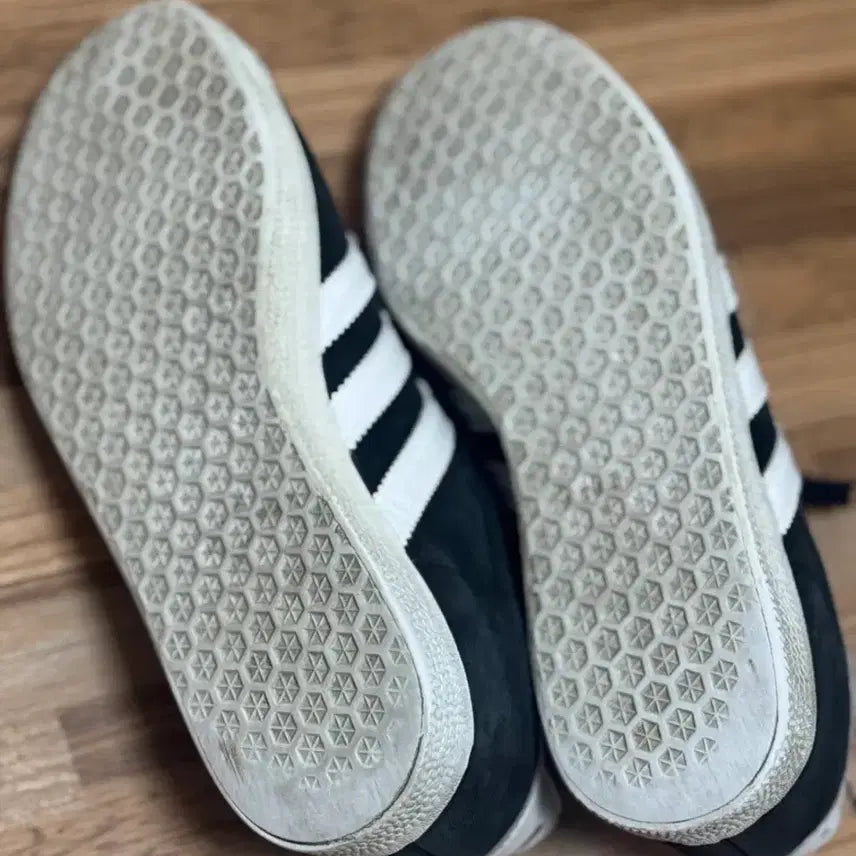 [BUNJANG] Adidas Gazelle Black Suede Sneakers / 아디다스 가젤 블랙 운동화 스웨이드