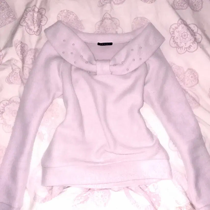 [BUNJANG] Ingni Pink Ribbon Off-Shoulder Knit / 가격내림없음)잉그니 핑크 리본 오프숄더 니트 | 일본 빈티지