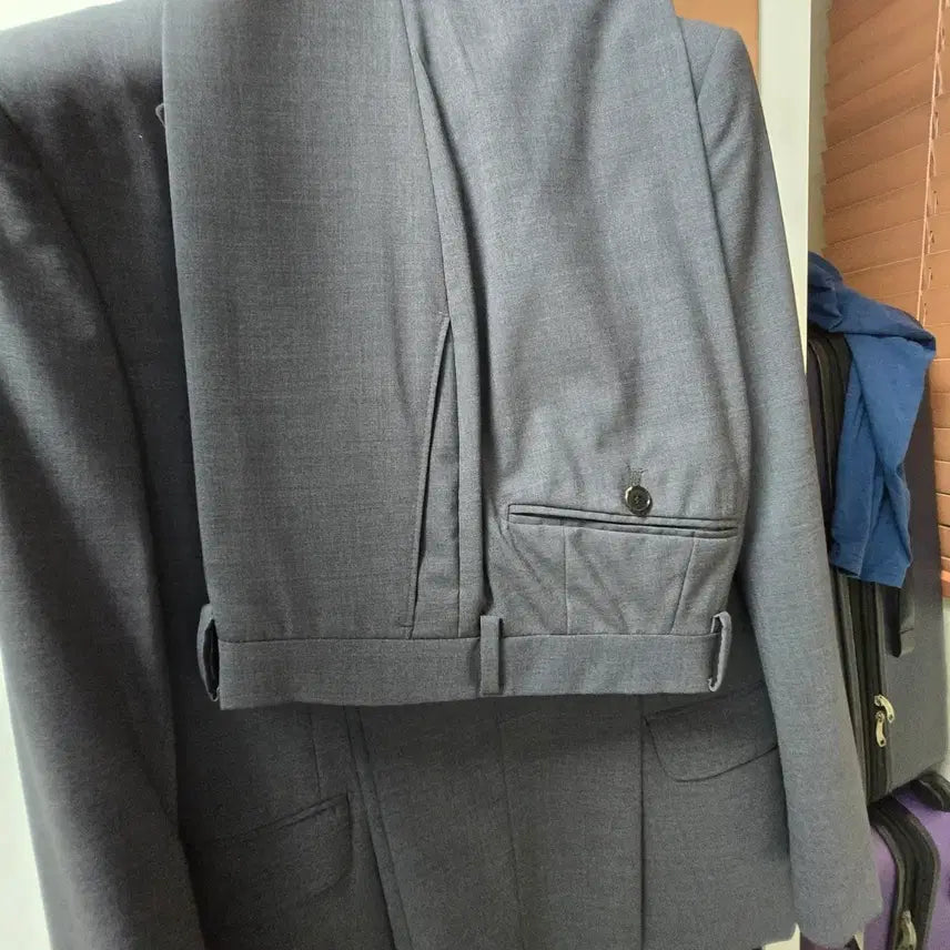 [BUNJANG] Maestro Charcoal Gray Suit / (새상품) 마에스트로 차콜그레이 수트(정장)