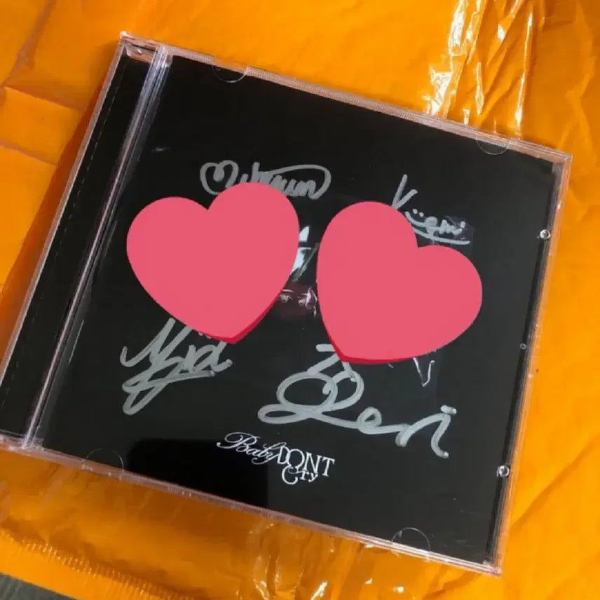 베이비돈크라이 에프걸 싸인앨범