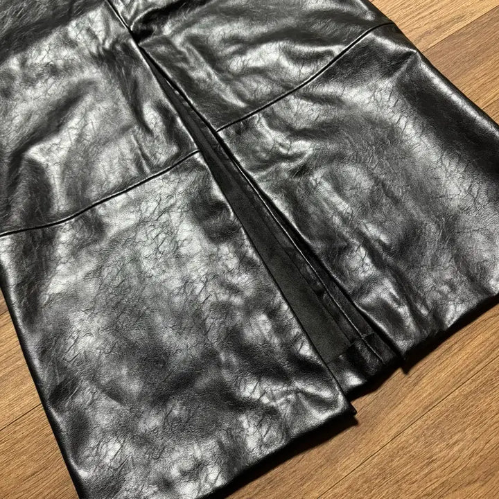 [BUNJANG] Zara Faux Leather Midi Skirt Black S / 자라 페이크레더 미디 스커트 블랙 S
