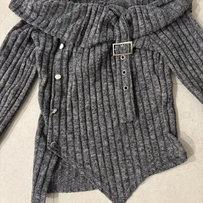 [SOLD OUT] 그레이 오프숄더 긴팔 티셔츠