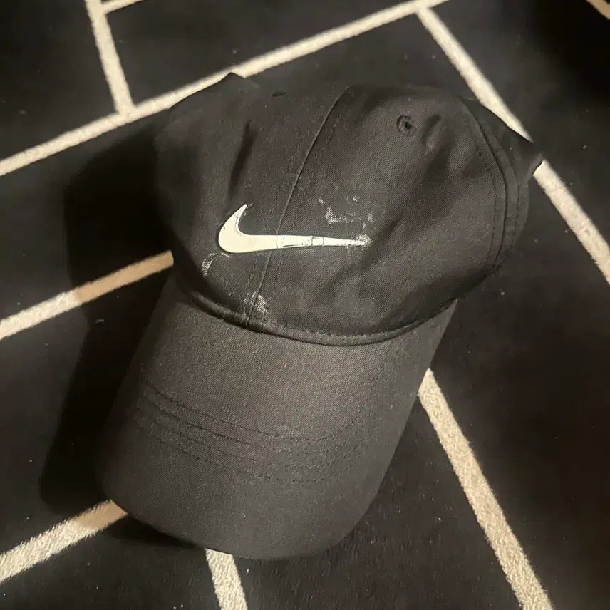 [BUNJANG] Nike Heritage86 Dri-FIT Shiny Enamel Swoosh Cap / 나이키 헤리티지86 드라이핏 유광에나멜 스우시 볼캡