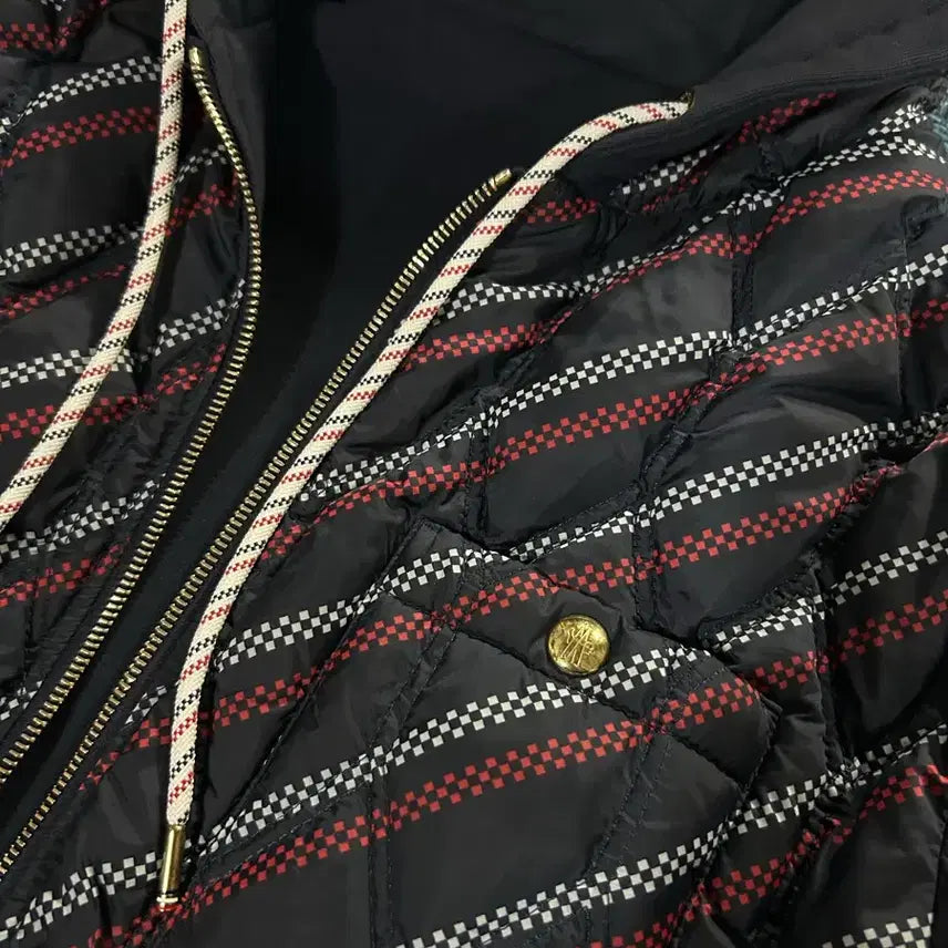 [BUNJANG] Moncler Gamma Blue Reversible Hooded Lightweight Padded Jacket / [정품/S급] 몽클레어 감마블루 리버시블 후드 경량패딩