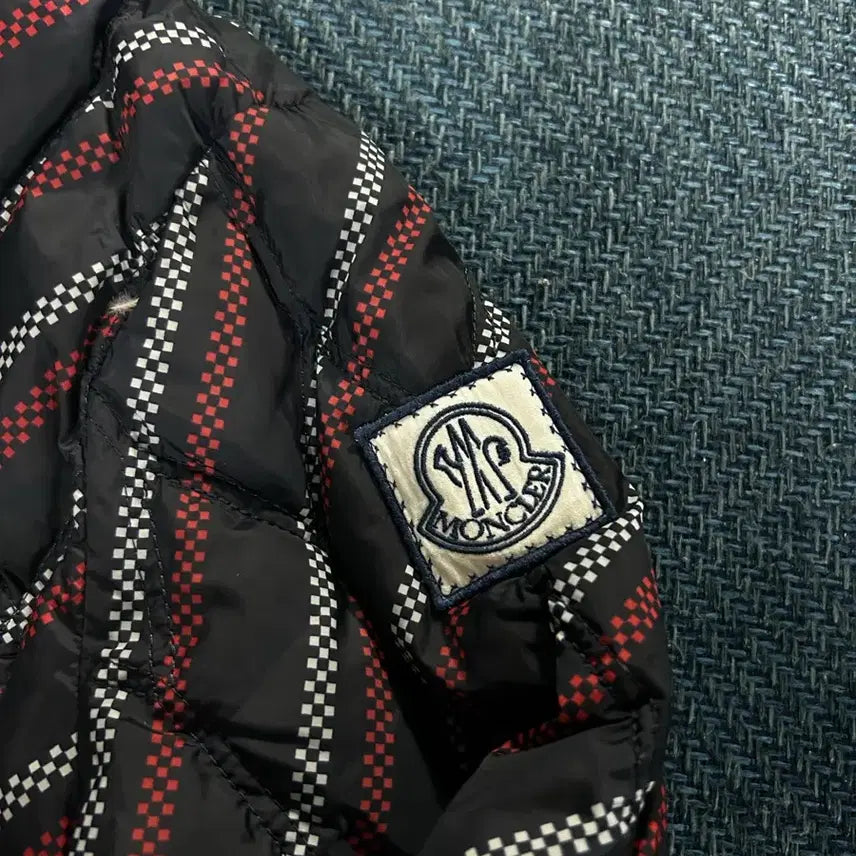 [BUNJANG] Moncler Gamma Blue Reversible Hooded Lightweight Padded Jacket / [정품/S급] 몽클레어 감마블루 리버시블 후드 경량패딩