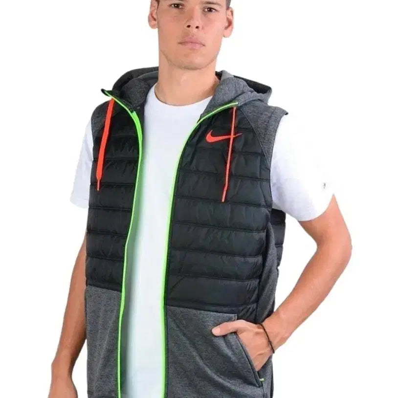 [BUNJANG] Nike Therma Winterized Training Hooded Zip-Up Vest M / 나이키 써마 윈터라이즈 트레이닝 후드 집업 베스트 M(100)