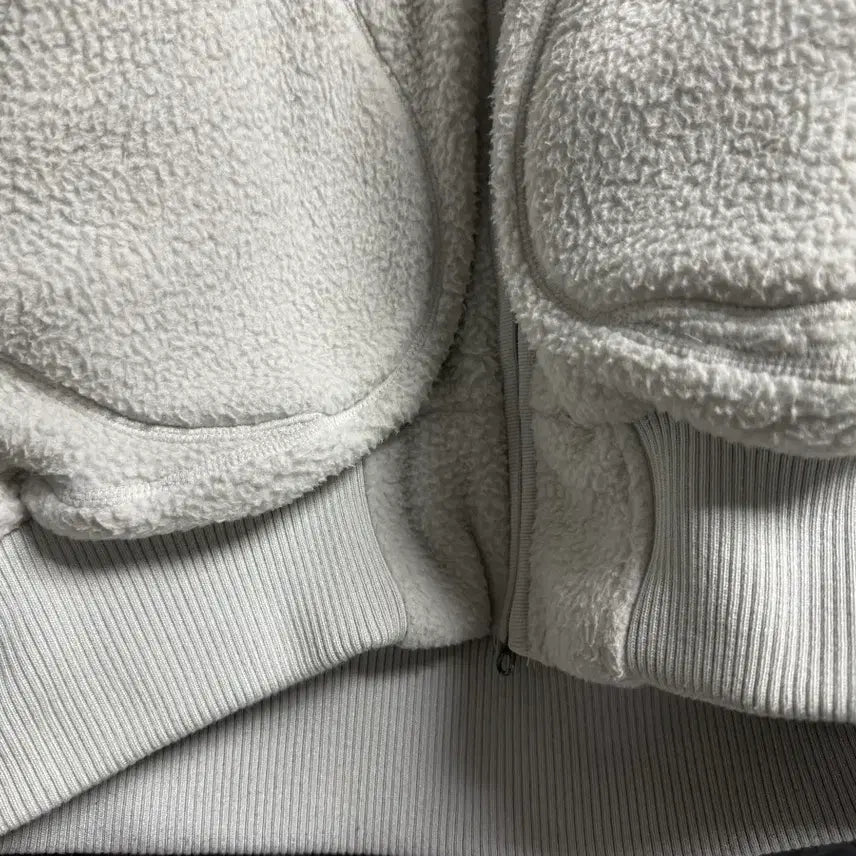 [BUNJANG] Koiseio Fleece Jacket / 코이세이오 후리스