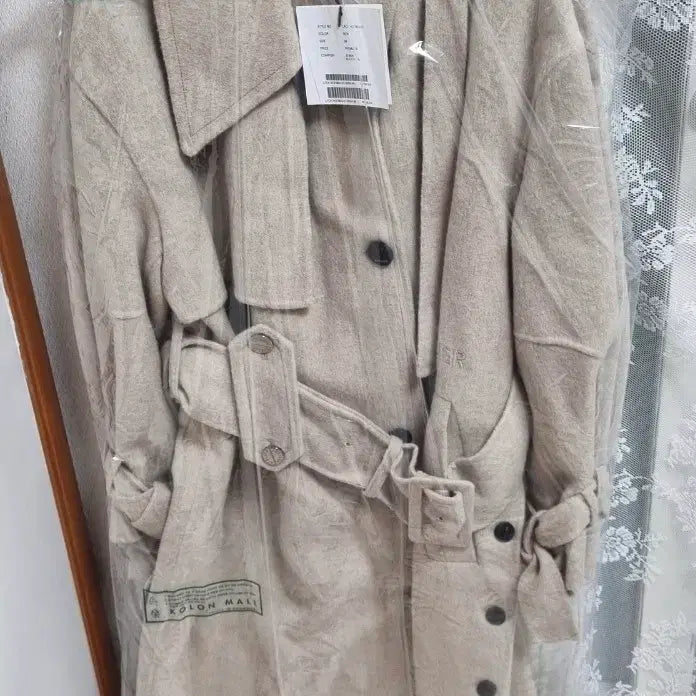 [BUNJANG] Lucky Chouette Han So Hee Belted Robe Coat / 럭키슈에뜨 벨티드 로브 코트 (한소희 코트)