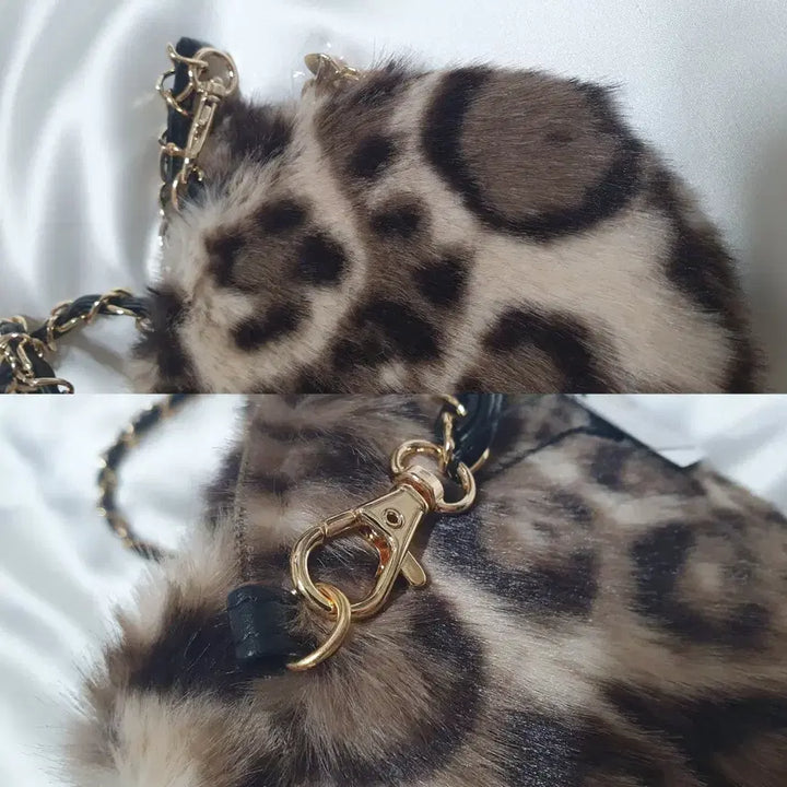 [BUNJANG] OPAQUE CLIP Leopard Shoulder Bag Pouch / 호피 레오파드 오페이크 닷 클립 OPAQUE CLIP 숄더백 파우치백