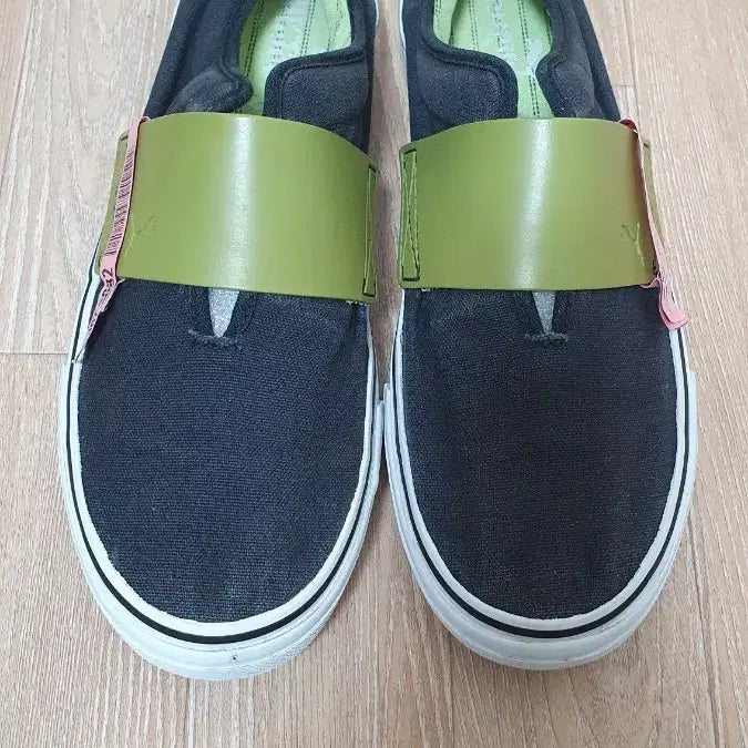 [BUNJANG] Puma Slip-on Black/Green Canvas Sneakers / 푸마 슬립온 블랙/그린 캔버스 스니커즈.크린세탁완료