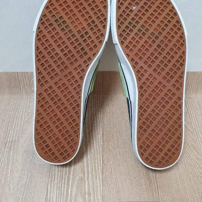 [BUNJANG] Puma Slip-on Black/Green Canvas Sneakers / 푸마 슬립온 블랙/그린 캔버스 스니커즈.크린세탁완료