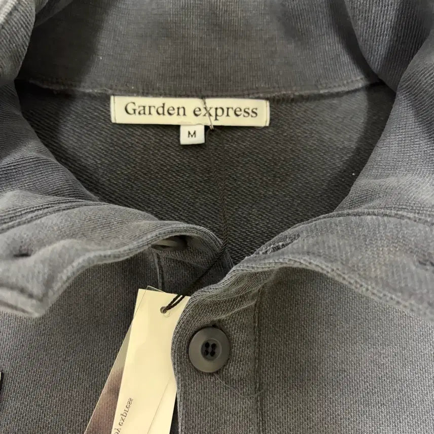 [BUNJANG] Garden Express Half Neck Button Up Sweatshirt Charcoal M / 가든 익스프레스 하프넥 버튼 업 스웻셔츠 차콜 m