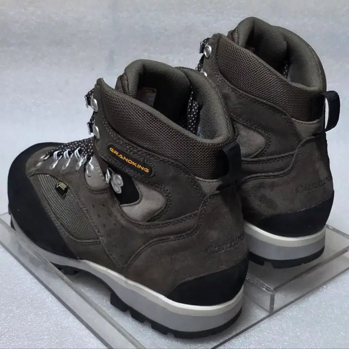 [BUNJANG] Caravan Grandking Gore-Tex Hiking Boots Men&