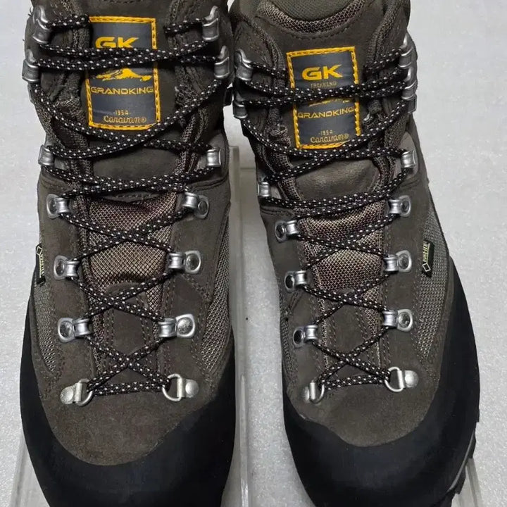 [BUNJANG] Caravan Grandking Gore-Tex Hiking Boots Men&