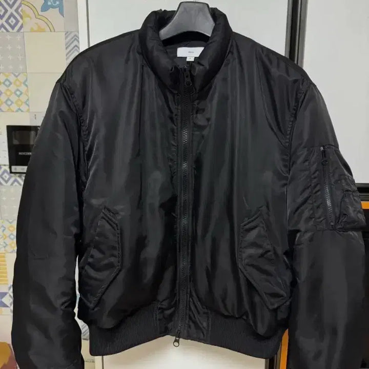 [BUNJANG] L Huge Nest Padded MA-1 Bomber Jacket / [L] 휴즈네스트 스탠드 카라 패디드 MA-1 봄버 자켓 점퍼 블랙