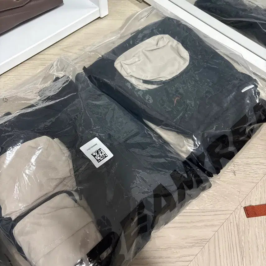 [BUNJANG] Nike x Travis Scott NRG AG Utility Set / 나이키 x 스캇 NRG AG 유틸리티 셋업 (XL + M)