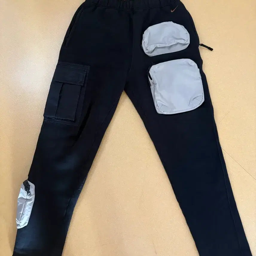 [BUNJANG] Nike x Travis Scott NRG AG Utility Set / 나이키 x 스캇 NRG AG 유틸리티 셋업 (XL + M)