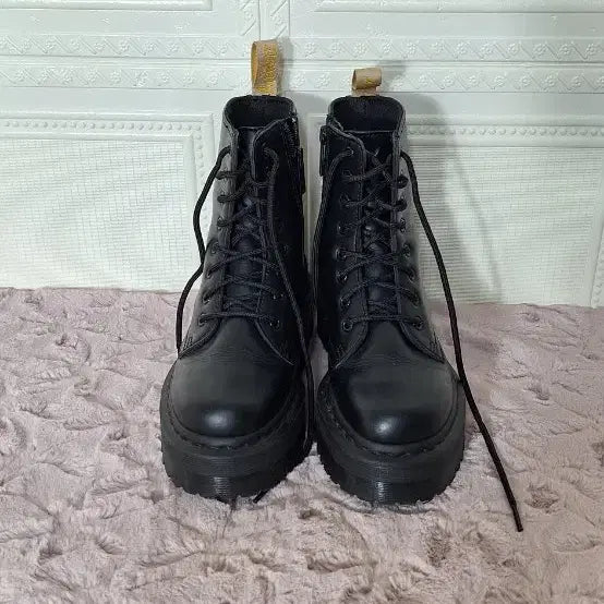 [BUNJANG] Dr. Martens Women's Walker Boots / 240 닥터마틴 여자워커 240닥터마틴여성워커 닥터마틴여자신발