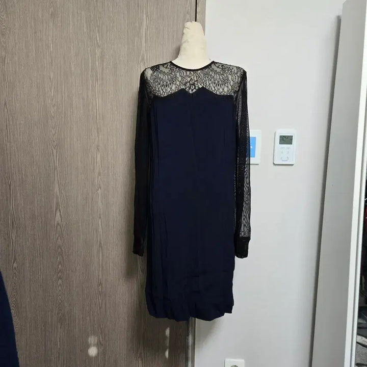 [BUNJANG] Sandro Navy Lace See-Through Dress / 산드로 레이스 시스루 네이비 원피스