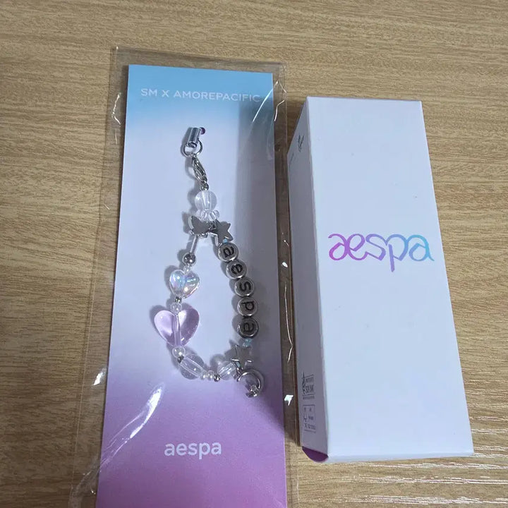 [BUNJANG] Aespa Amorepacific Sbomb + Bead Strap Set / [미개봉/미사용] 에스파 x 아모레퍼시픽 스봉밤 + 비즈 스트랩 세트