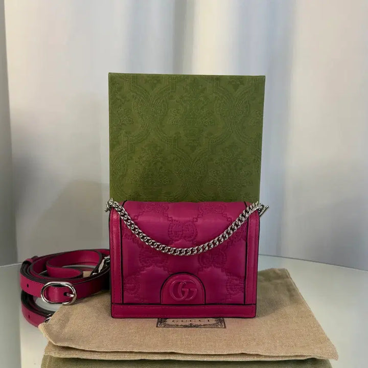 [BUNJANG] Gucci GG Matelasse Mini Crossbody Bag / [더스트 구성] 구찌 GG 마틀라세 미니 크로스백 723777