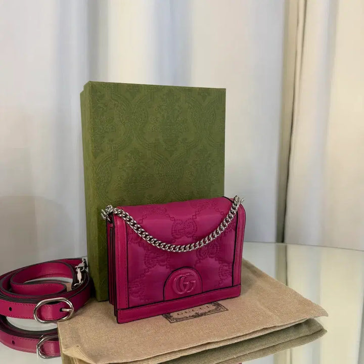 [BUNJANG] Gucci GG Matelasse Mini Crossbody Bag / [더스트 구성] 구찌 GG 마틀라세 미니 크로스백 723777