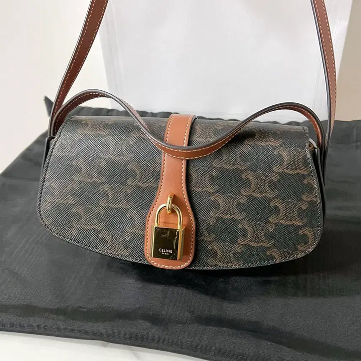 [BUNJANG] Celine Tabou Strap Bag Clutch / [S급/정품] 셀린느 타부 스트랩 가방 타부백 클러치