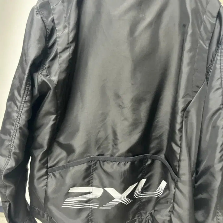 [BUNJANG] 2XU Bueno Coach Jacket - Black XL / 2XU 블랙 바람막이 자켓 XL 사이즈