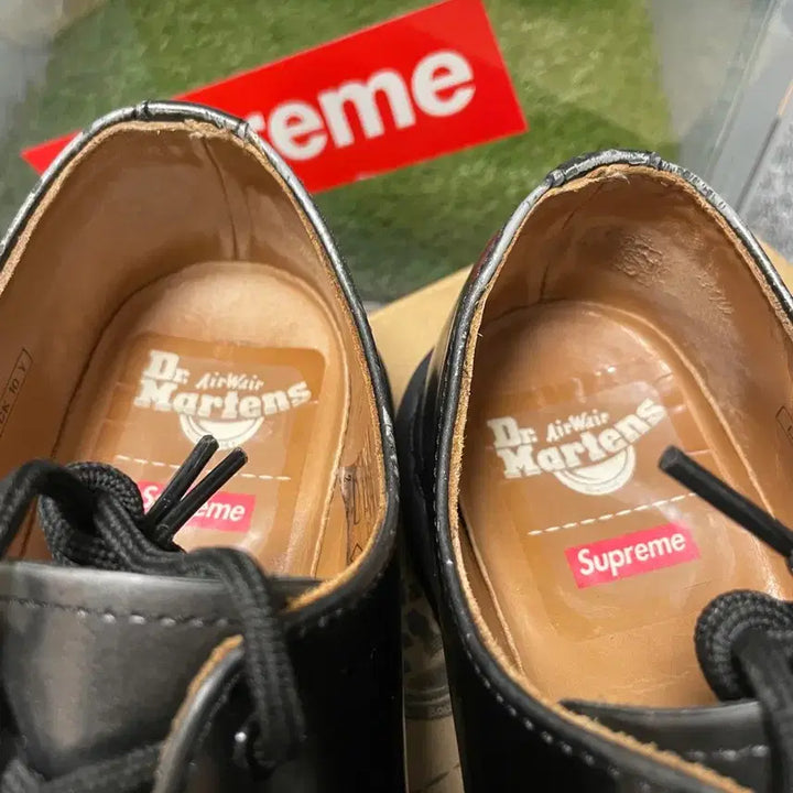 [BUNJANG] Supreme Dr. Martens 1461 Gray Silver (Size 270) / 슈프림 닥터마틴 1461 270