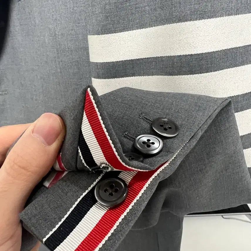 [BUNJANG] Thom Browne 4-Bar Plain Weave Jacket / (24SS/급처)톰브라운 클래식 4바 플레인 위브 자켓