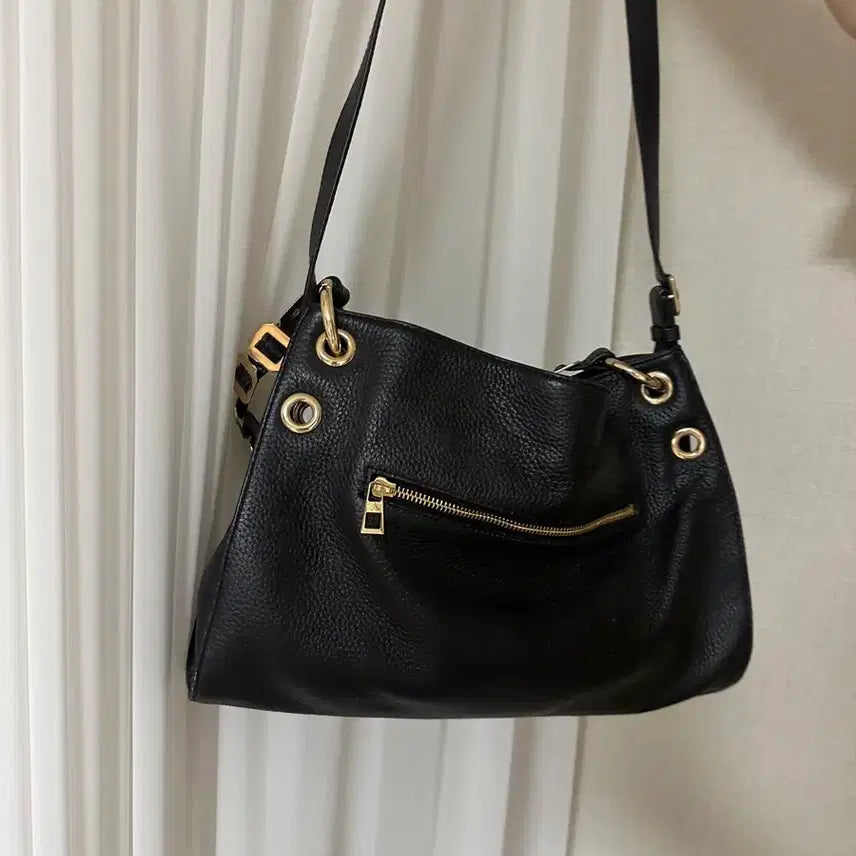 [BUNJANG] Maritha Shoulder Bag / 마리타 숄더백 롯데백화점 25만원에구매