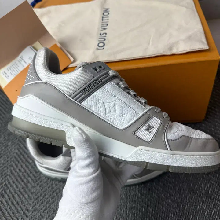 [SOLD OUT] 루이비통 LV 트레이너 스니커즈 그레이 8.5