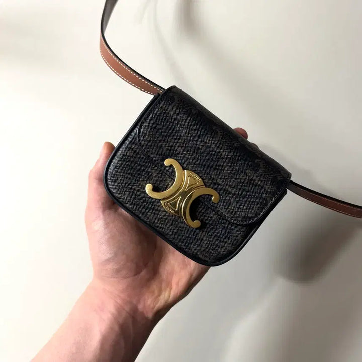 [BUNJANG] Celine Triomphe Mini Bag / [백화점판/당일출고]셀린느 트리옹프 미니백 / 크로스백