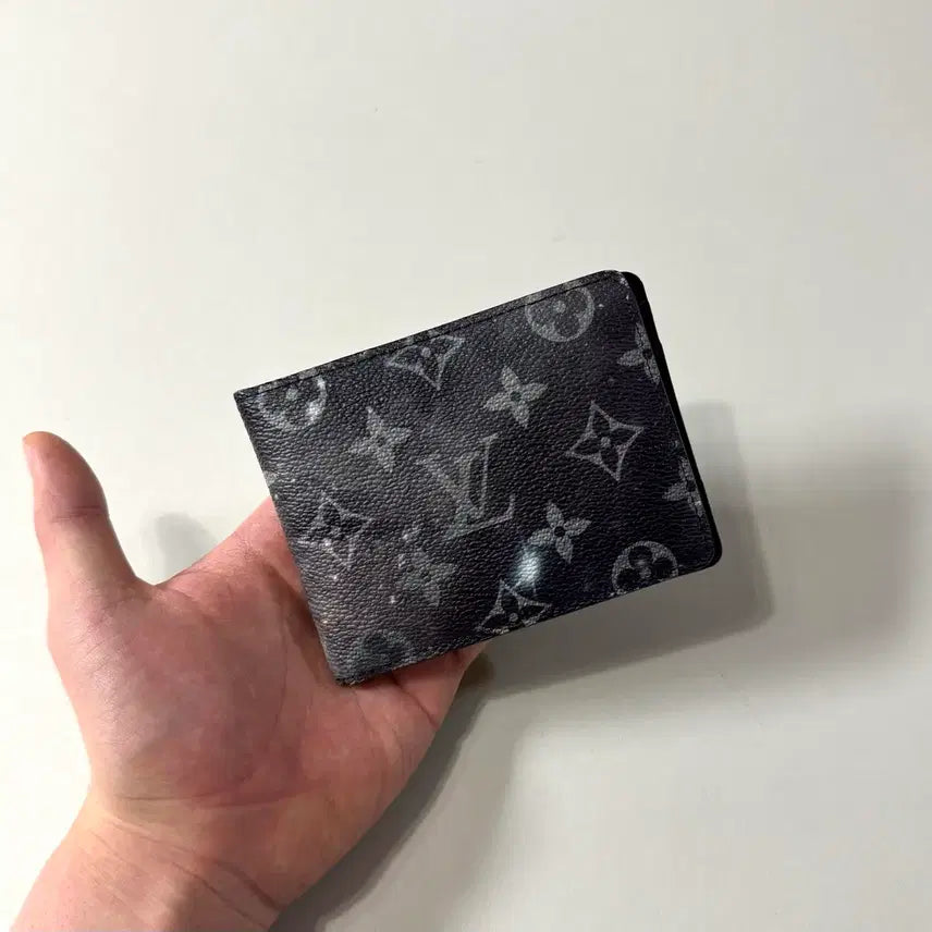 [BUNJANG] Louis Vuitton Galaxy Wallet / [한정판/당일출고]루이비통 갤럭시 반지갑
