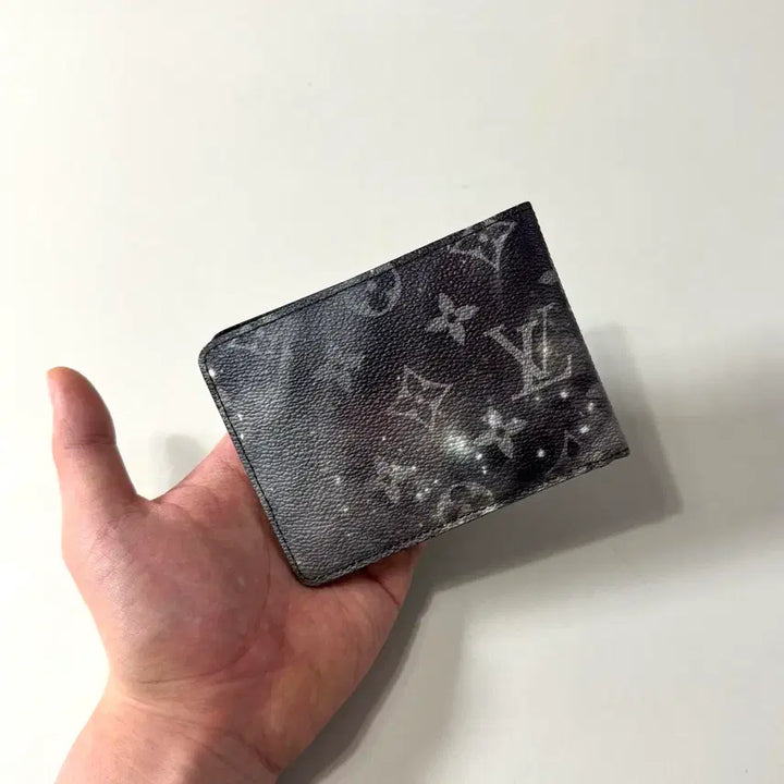 [BUNJANG] Louis Vuitton Galaxy Wallet / [한정판/당일출고]루이비통 갤럭시 반지갑