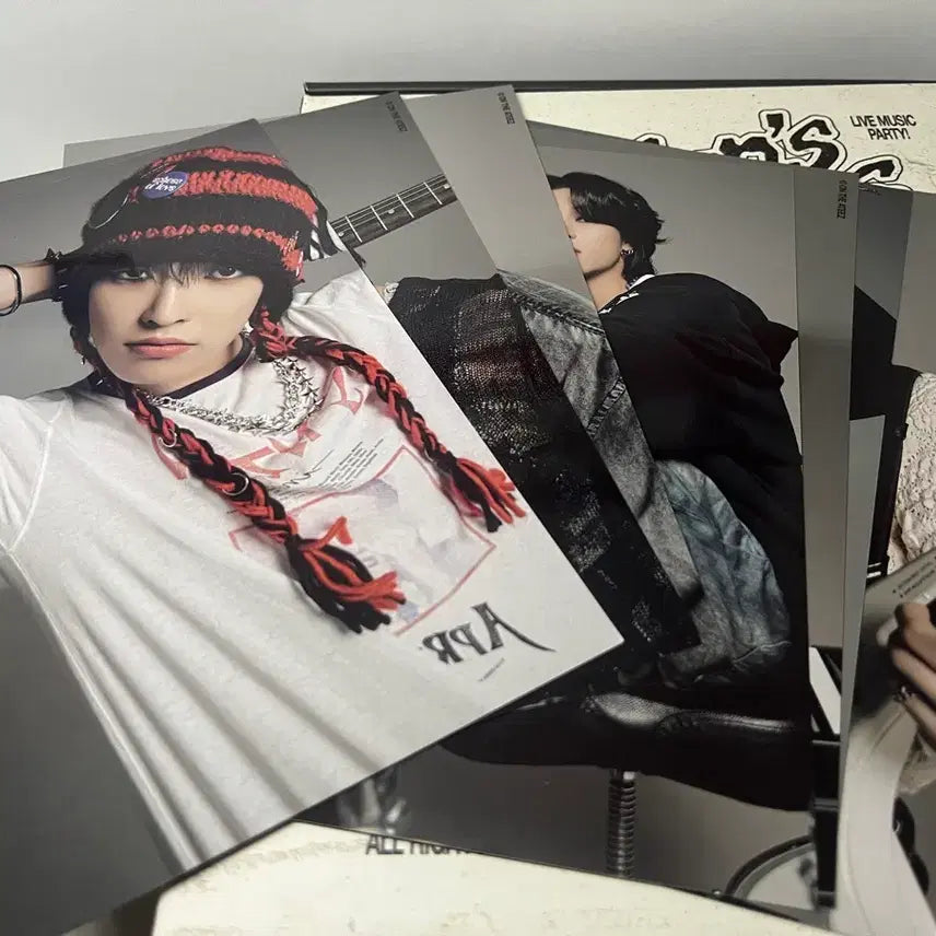 에이티즈 시즌그리팅 + 포토카드