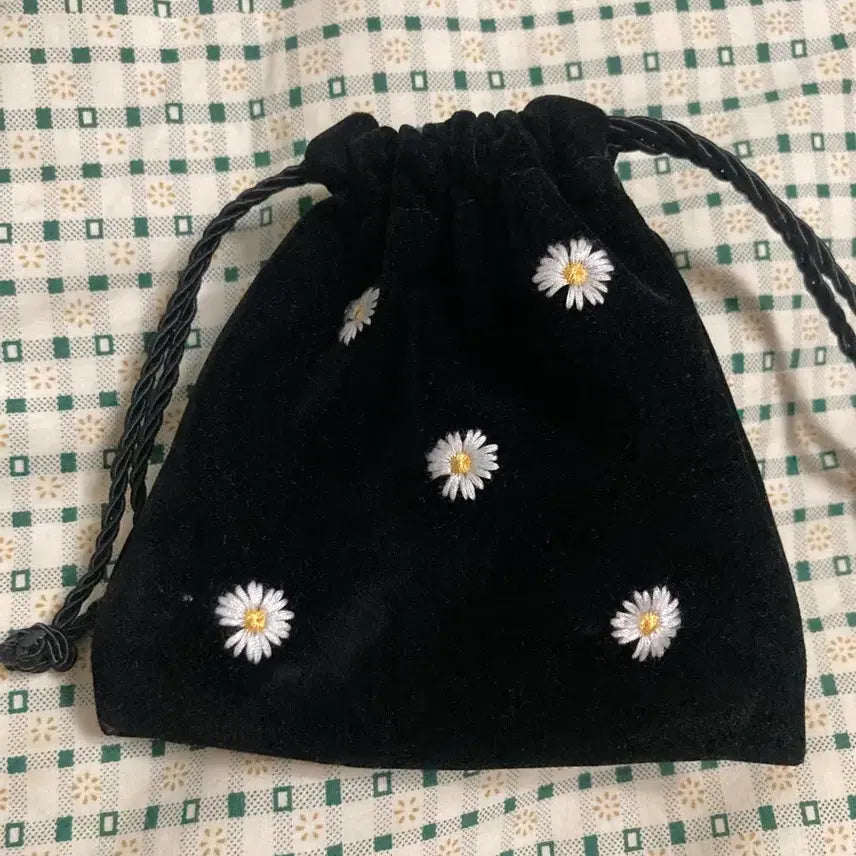 [BUNJANG] PEACEMINUSONE Daisy Dust / 피스마이너스원 데이지 더스트팔아요