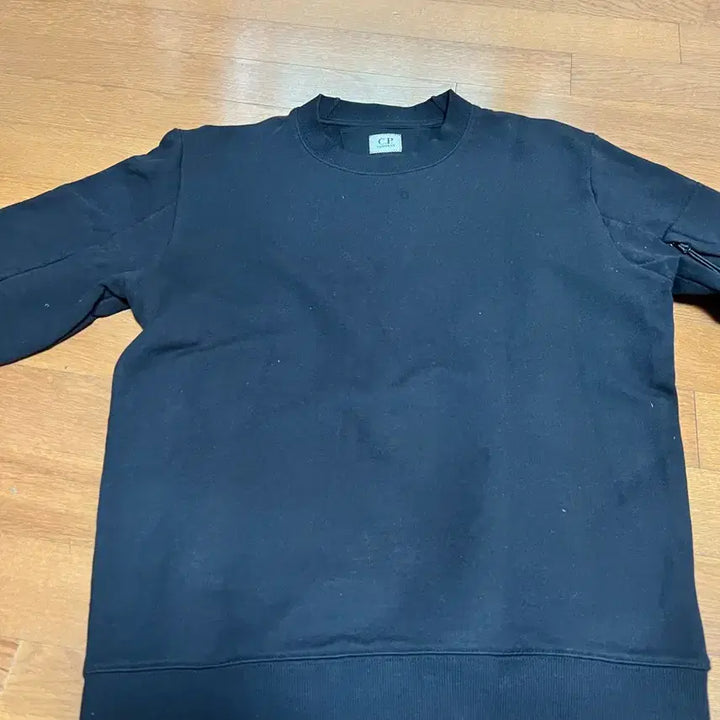 [BUNJANG] CP Company Diagonal Raised Fleece Sweatshirt Black / Cp컴퍼니 다이애그널 레이즈드 플리스 스웨트셔츠 블랙