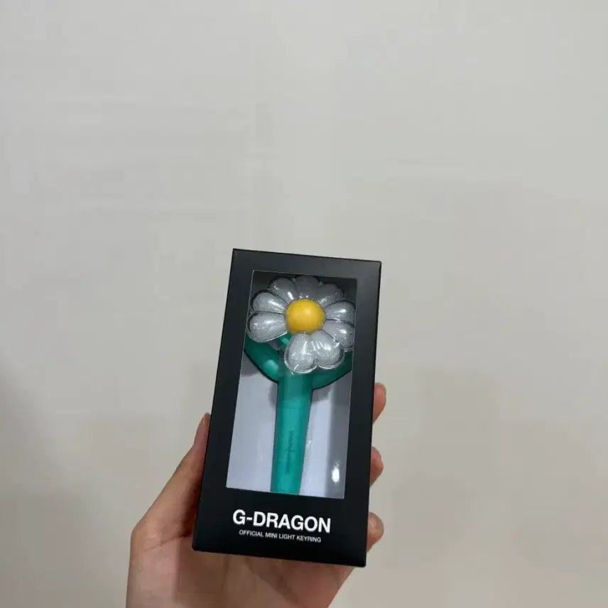 [BUNJANG] G-Dragon Official Mini Light Keyring Mint (Sealed) / [미개봉] 지드래곤 오피셜 미니 라이트 키링 민트