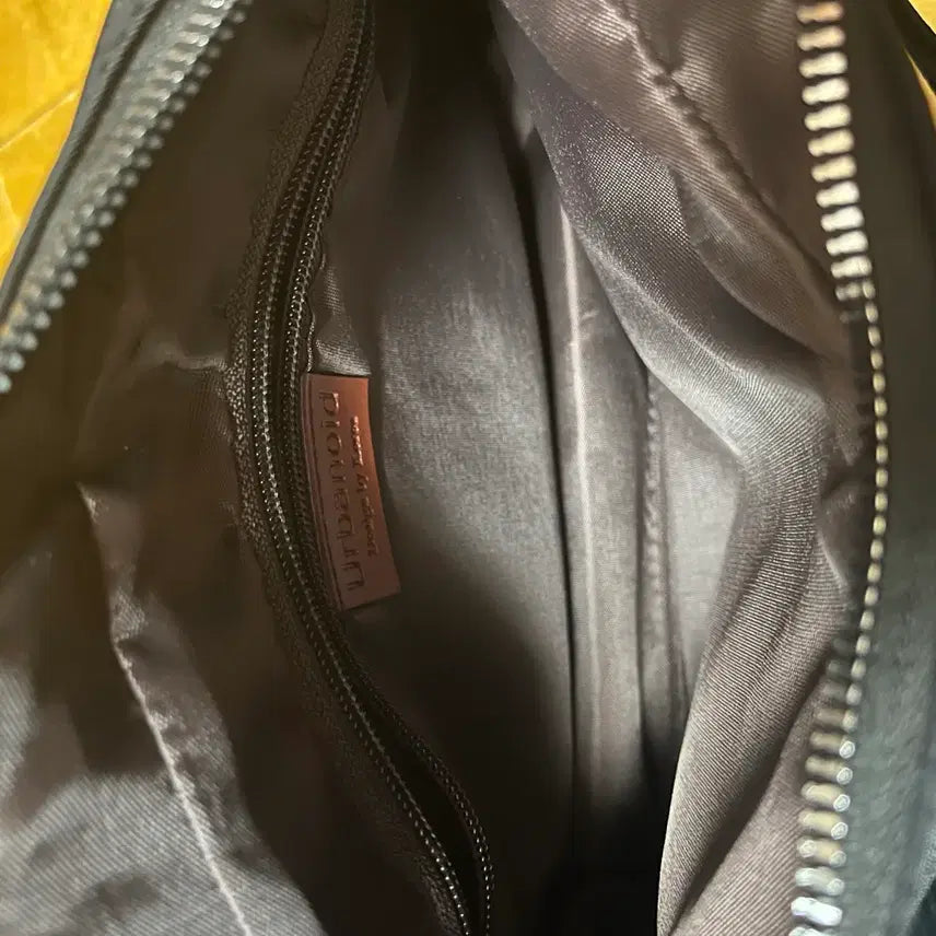 [BUNJANG] Urbanoid Nylon Crossbody Bag / 나일론 크로스백