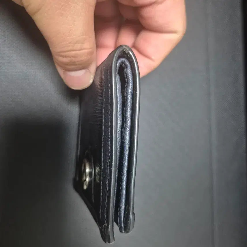 [BUNJANG] Gucci GG Supreme Navy Bi-fold Wallet / 구찌 GG 수프림 반지갑 네이비