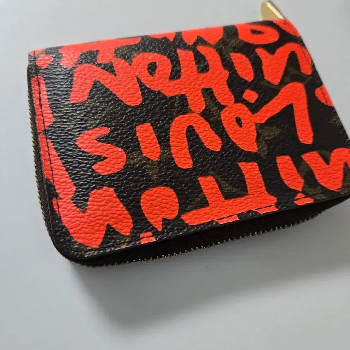 [BUNJANG] Louis Vuitton Graffiti Wallet / 루이비통 그래피티 지갑