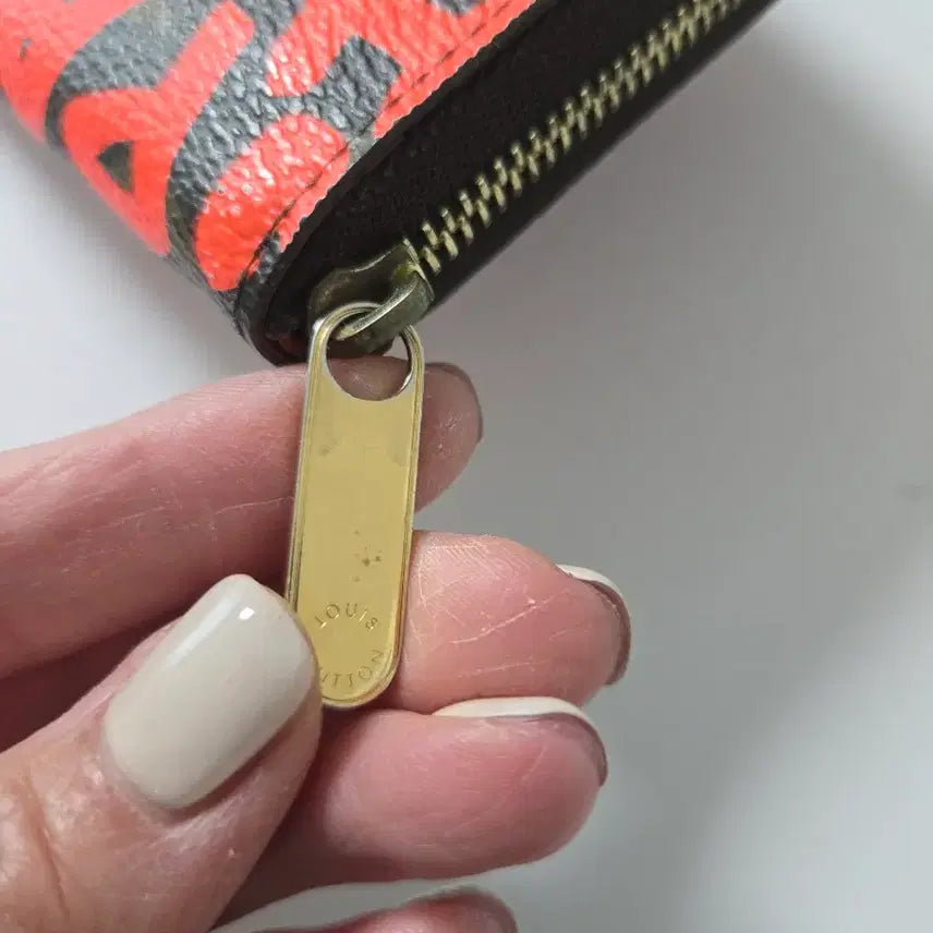 [BUNJANG] Louis Vuitton Graffiti Wallet / 루이비통 그래피티 지갑