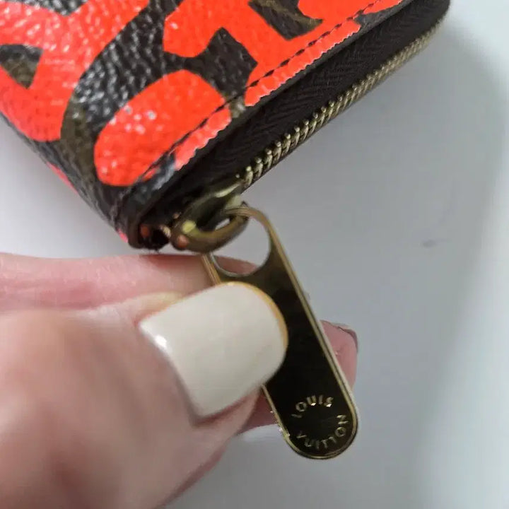 [BUNJANG] Louis Vuitton Graffiti Wallet / 루이비통 그래피티 지갑