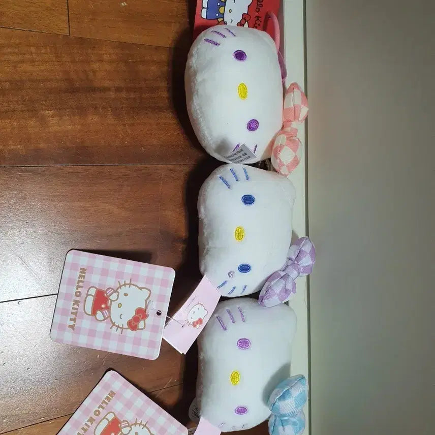 [BUNJANG] Hello Kitty Ribbon Keyring Doll / 헬로키티 리본 키링 인형 새상품