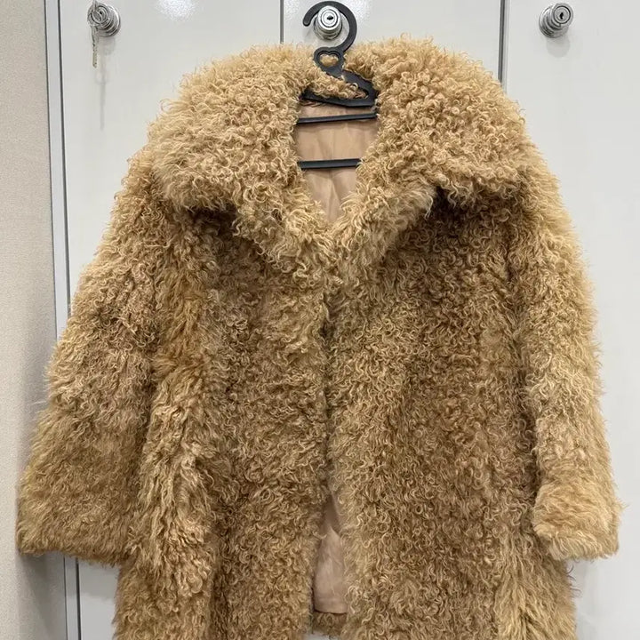 [BUNJANG] Real Lamb Fur Jacket / 리얼램 양털 퍼자켓