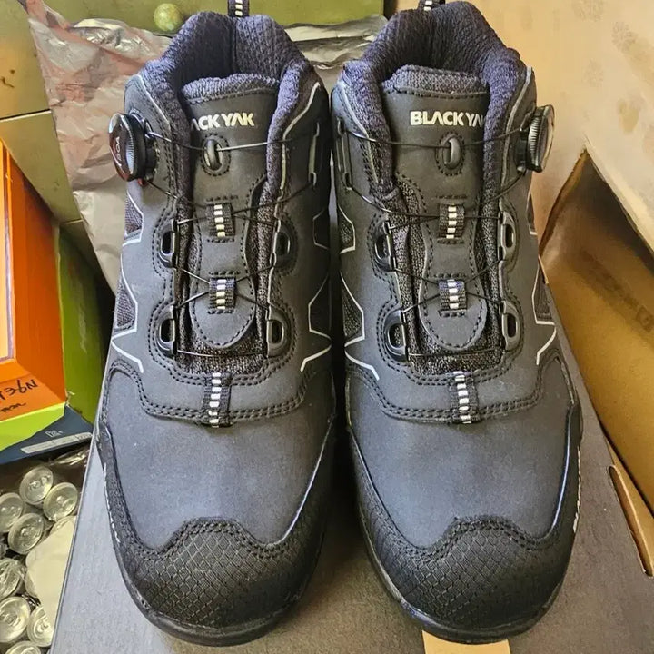 [BUNJANG] Blackyak YAK-500D Dial Safety Shoes Size 260 / 블랙야크 YAK-500D 다이얼안전화 260싸이즈